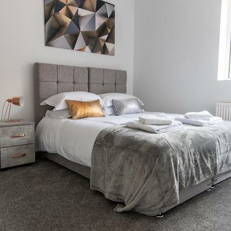 London Northwick Park Serviced Apartments By Riis Property Harrow Kültér fotó
