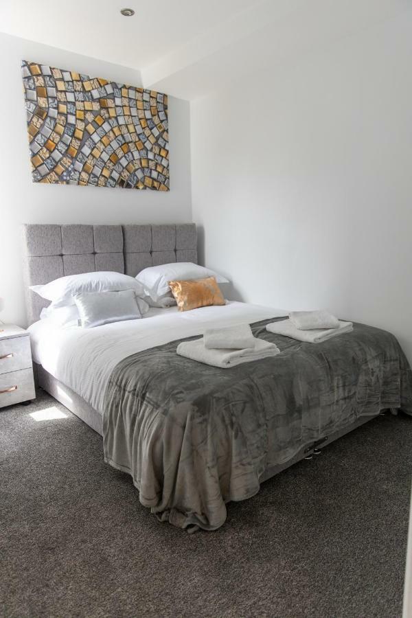 London Northwick Park Serviced Apartments By Riis Property Harrow Kültér fotó