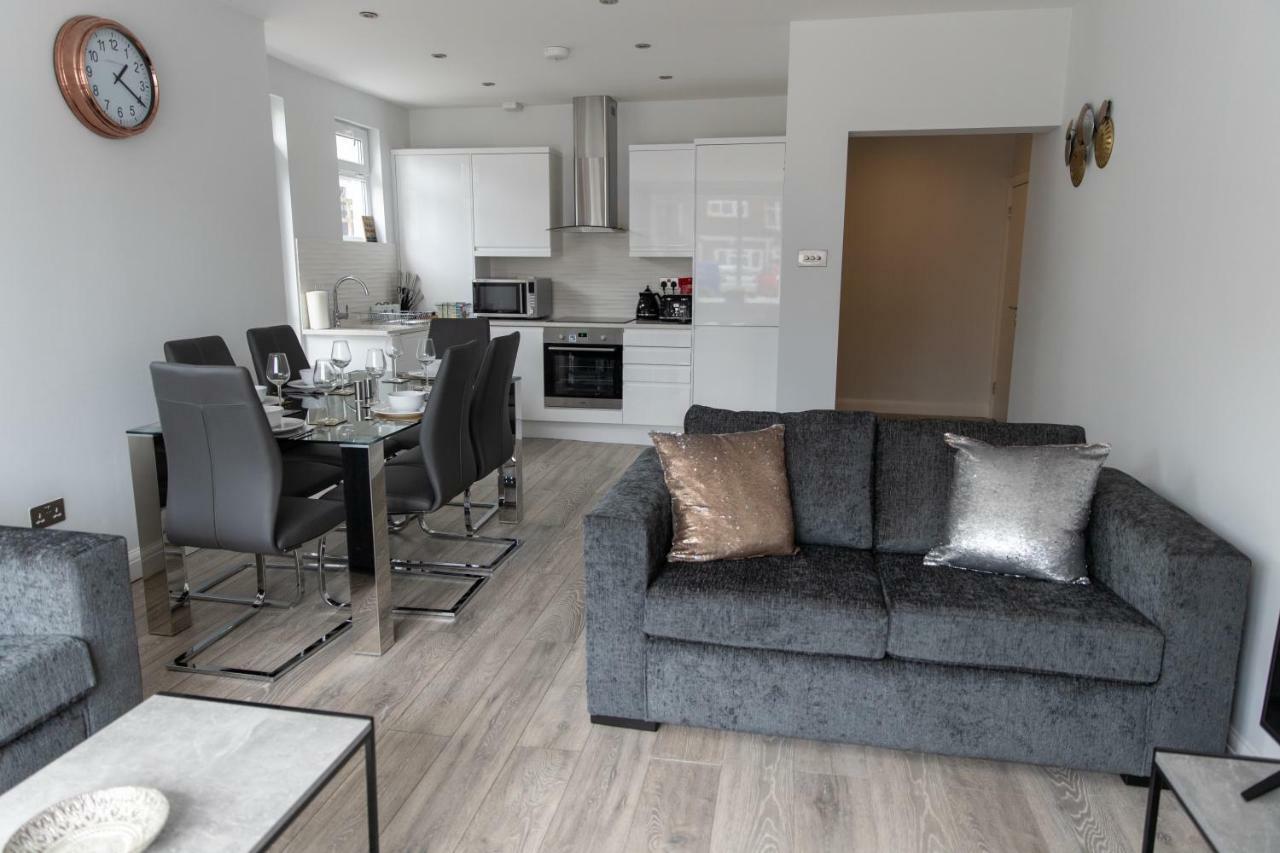 London Northwick Park Serviced Apartments By Riis Property Harrow Kültér fotó
