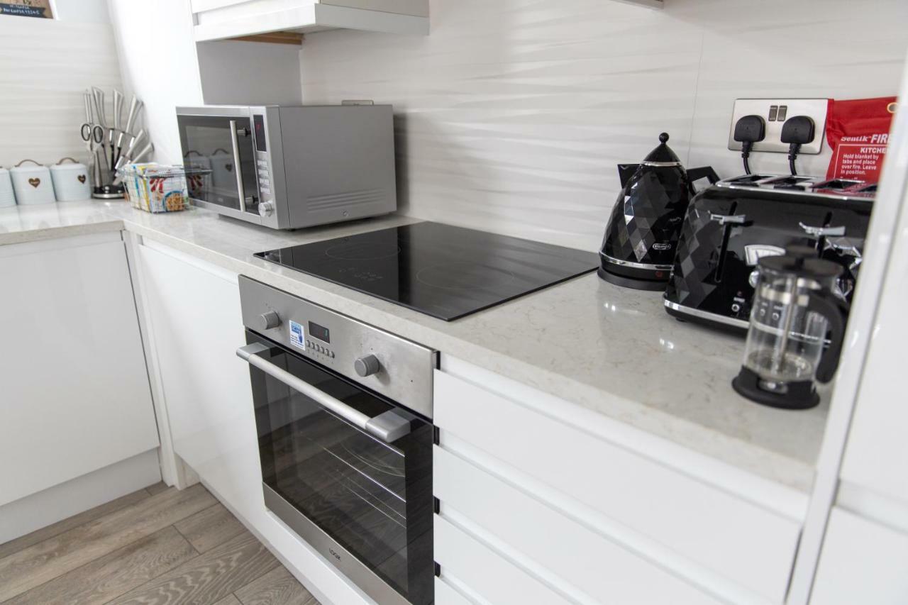 London Northwick Park Serviced Apartments By Riis Property Harrow Kültér fotó