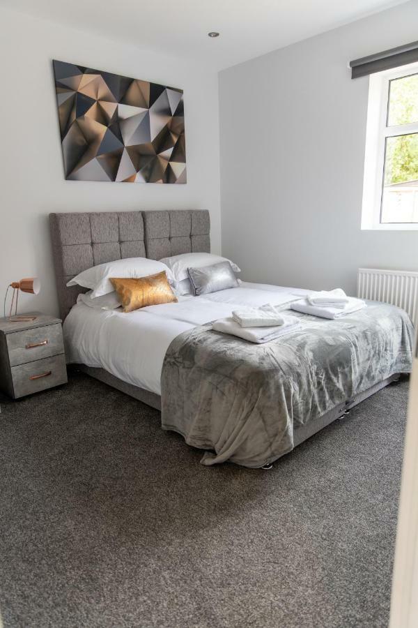 London Northwick Park Serviced Apartments By Riis Property Harrow Kültér fotó