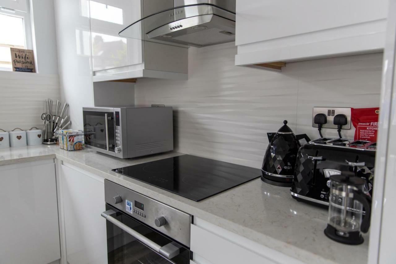 London Northwick Park Serviced Apartments By Riis Property Harrow Kültér fotó