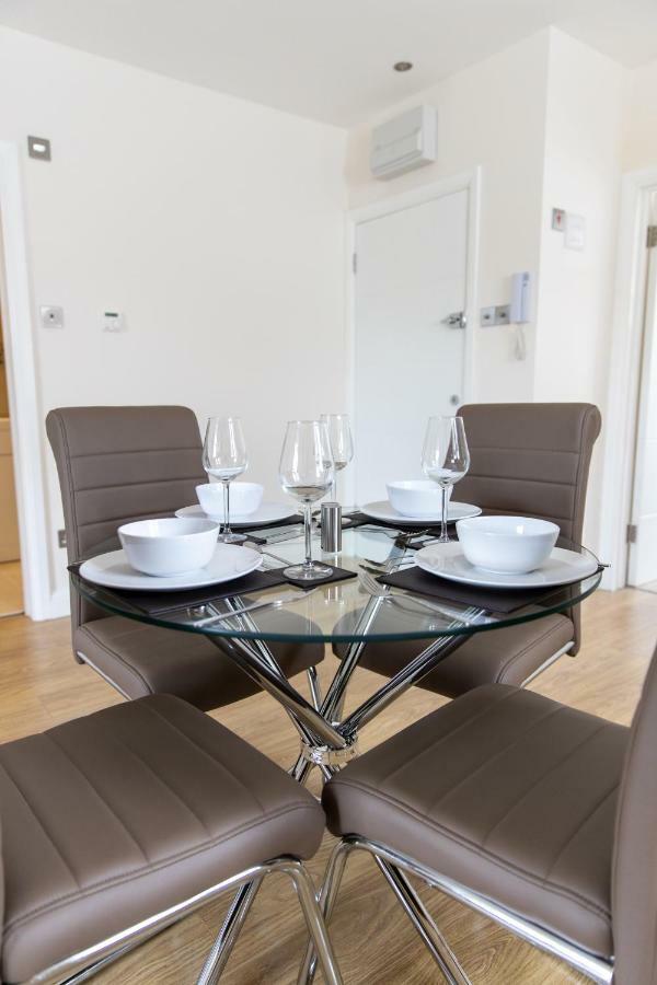 London Northwick Park Serviced Apartments By Riis Property Harrow Kültér fotó