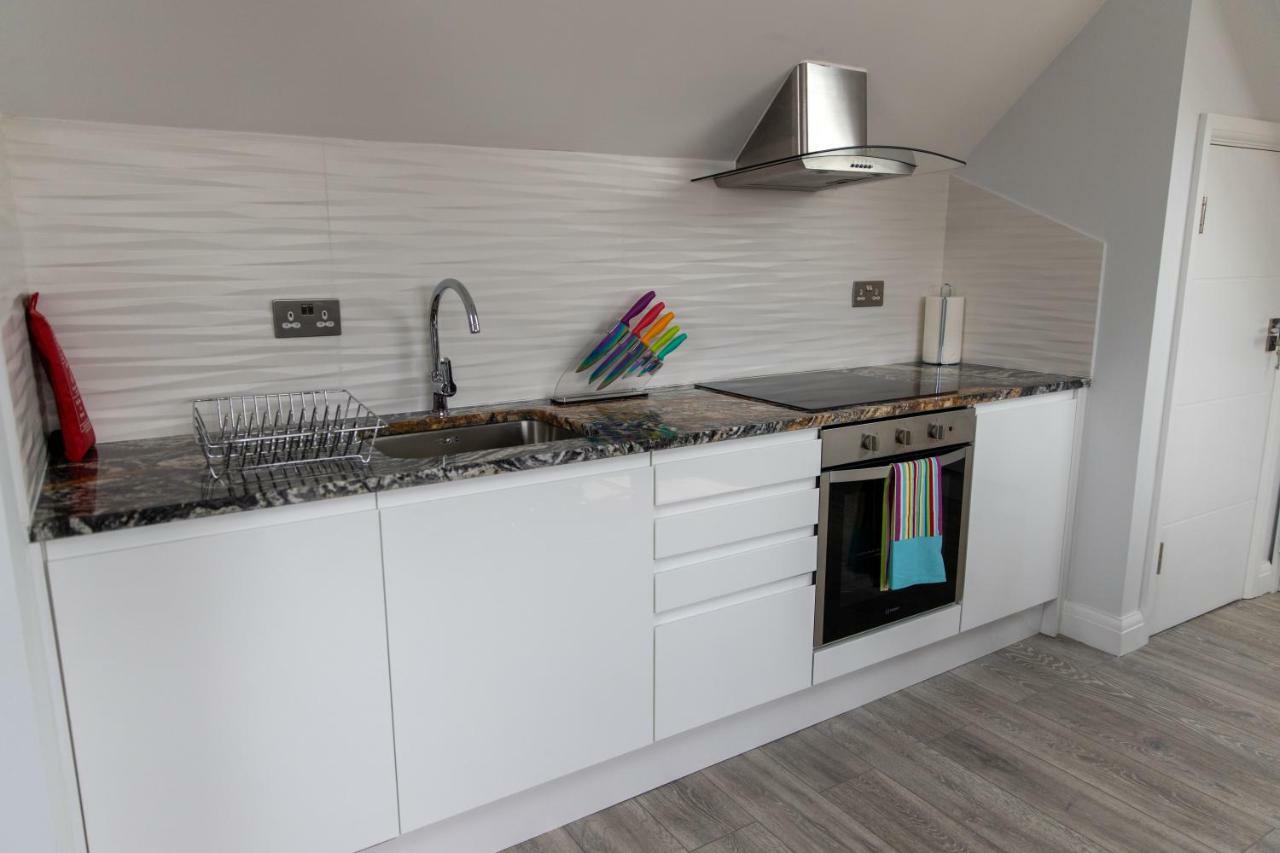 London Northwick Park Serviced Apartments By Riis Property Harrow Kültér fotó